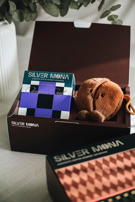 Silver Mona Box Set A
