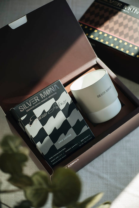 Silver Mona Box Set C